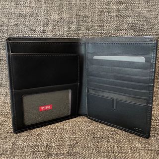 ☆新品未使用 TUMI トゥミ パスポートケース 保証書付☆