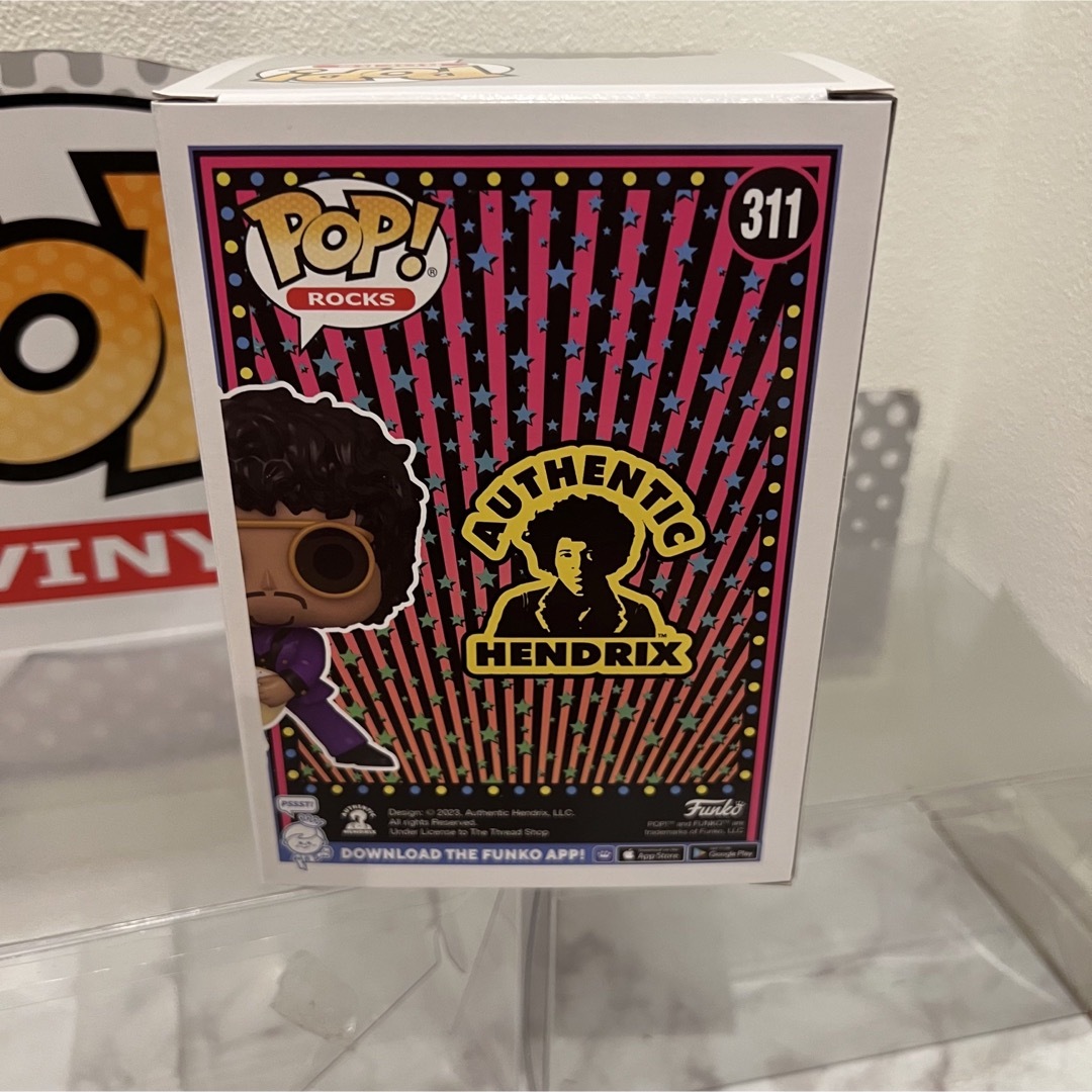 FUNKO(ファンコ)の夏コミコンFUNKO POP! ジミー・ヘンドリックス　パープルジャケット限定 エンタメ/ホビーのおもちゃ/ぬいぐるみ(キャラクターグッズ)の商品写真