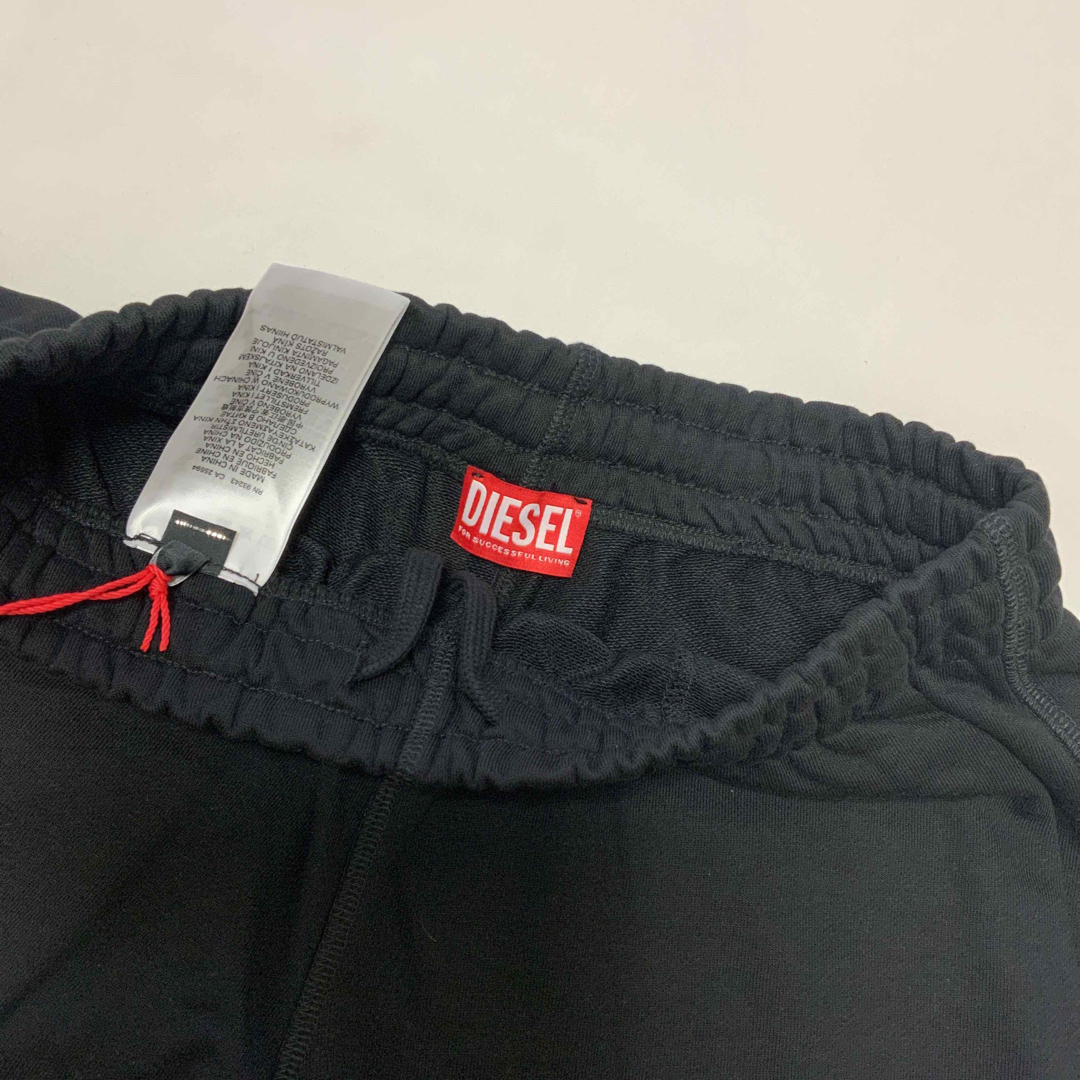 【超目玉枠】 DIESEL - 洗練 DIESEL ①スウェット ②ショートパンツ 2点セット トップス