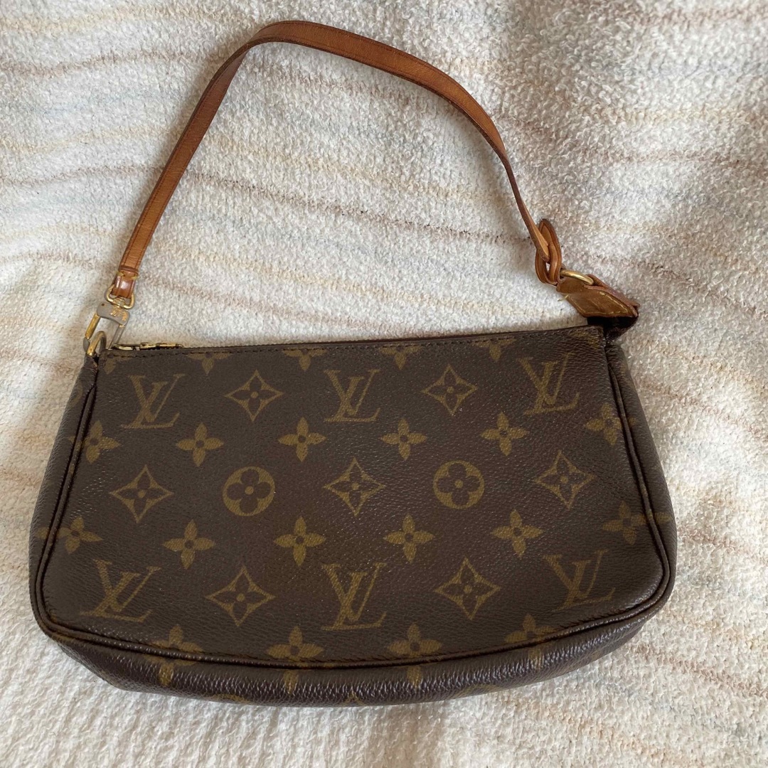 LOUIS VUITTON ルイ　ヴィトン　アクセサリーポーチ