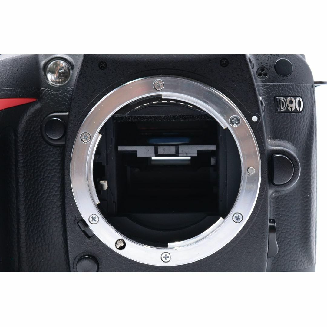 Nikon デジタル一眼レフカメラ D90 ボディの通販 by グッチーカメラ|ラクマ