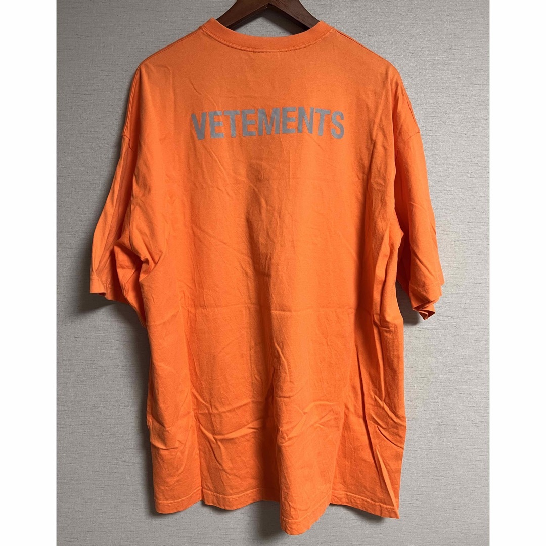 VETEMENTS(ヴェトモン)のVetements Staff Printed Cotton-Jersey  メンズのトップス(Tシャツ/カットソー(半袖/袖なし))の商品写真