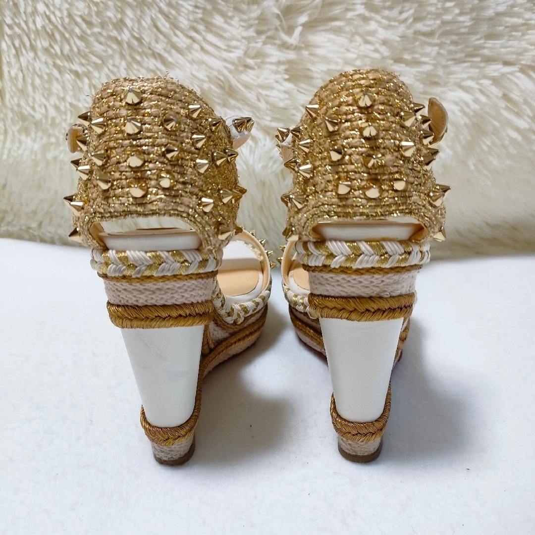 クリスチャンルブタン Christian Louboutin スタッツサンダル