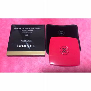 CHANEL   CHANEL シャネル 鏡 ミラー  DIVA 赤 ドゥーブル