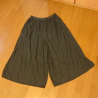 ユニクロ(UNIQLO)のユニクロ ワイドパンツ スカンツ XL ブラックグレー(カジュアルパンツ)