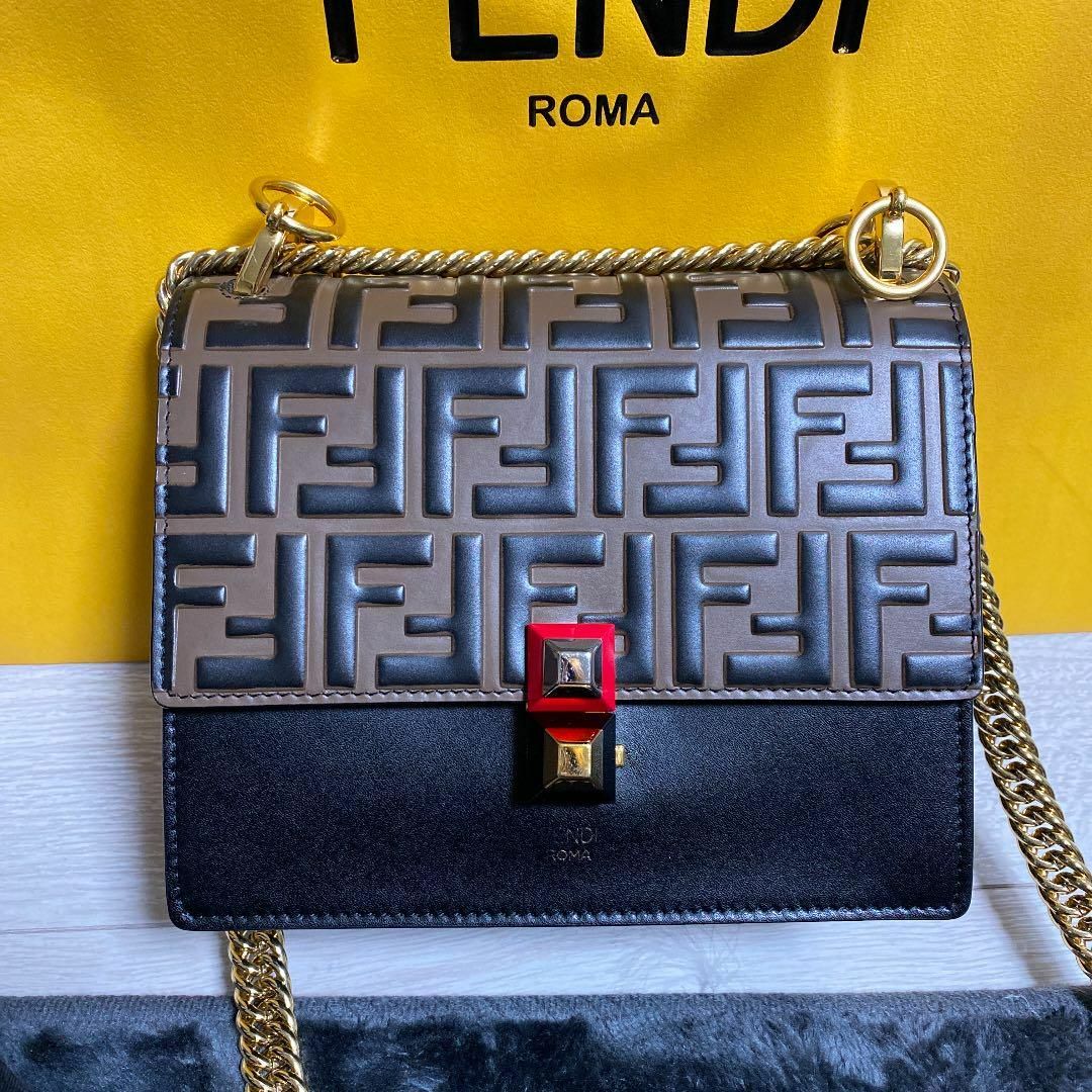 FENDI ミニ キャナイ ショルダーバッグ-