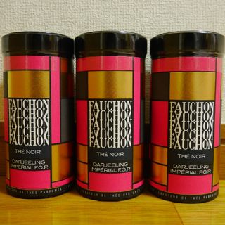 フォション(FAUCHON)の３本セット　高島屋　FAUCHON　紅茶　フォション　ダージリン　ポイント消化(茶)