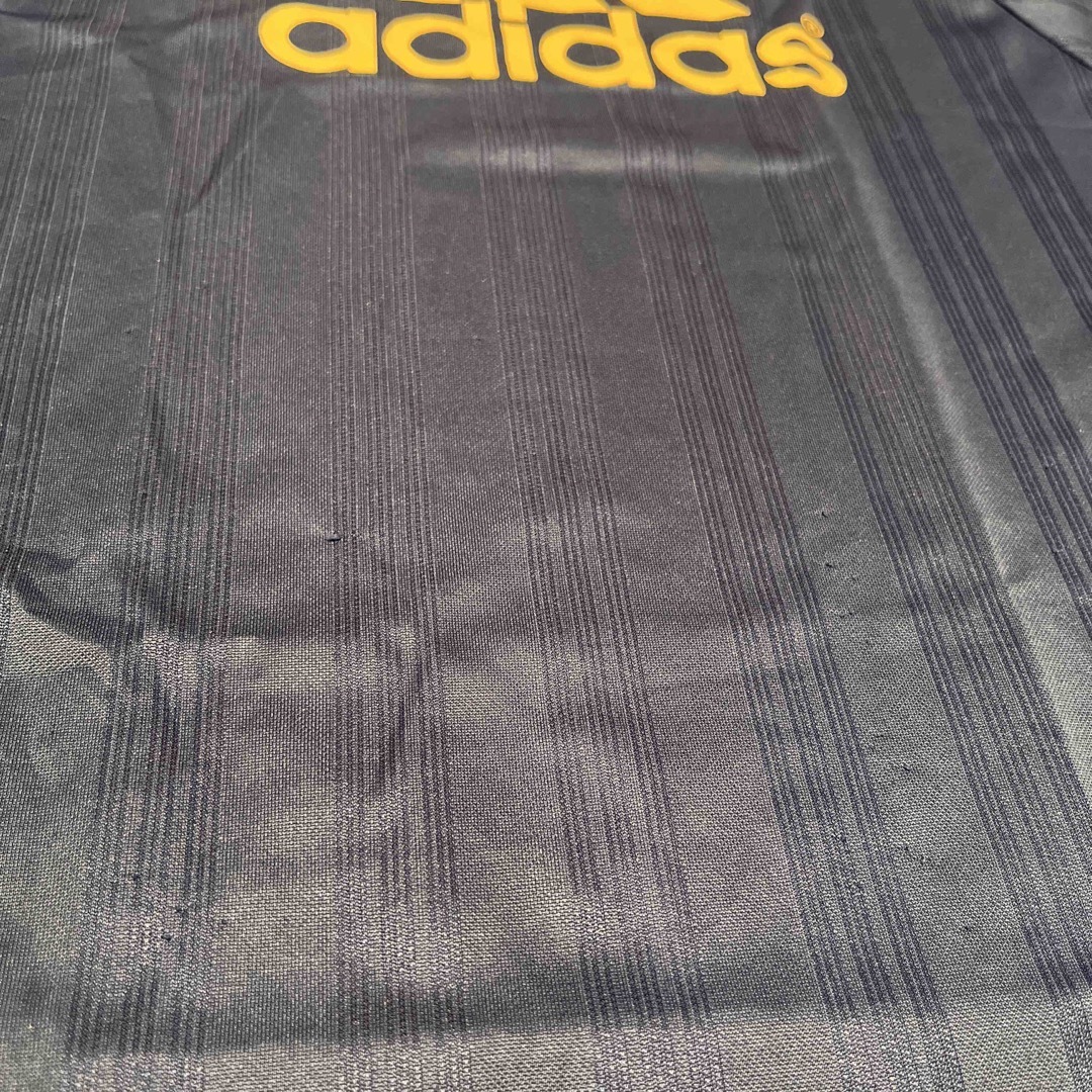 adidas(アディダス)のアディダス キッズ 130 青 キッズ/ベビー/マタニティのキッズ服男の子用(90cm~)(Tシャツ/カットソー)の商品写真