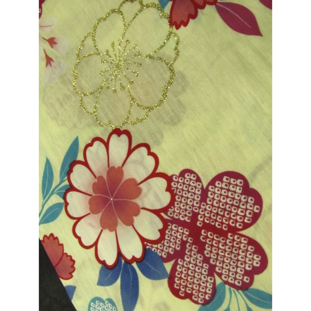 単品⭐Xmissブランド浴衣⭐薄クリーム⭐八重桜モチーフ⭐金ラメ⭐ナデシコ鹿の子