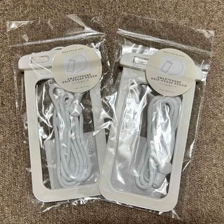 スリーコインズ(3COINS)のスリコ　スマホ防滴ポーチ　白2つセット(モバイルケース/カバー)