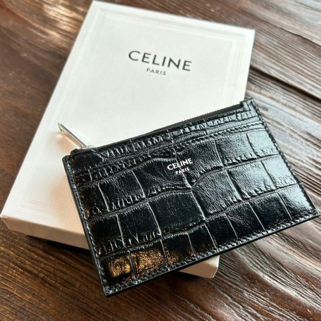 CELINE(セリーヌ) 10F993CUV ジップ付きカードホルダー クロコダイル型押しカーフスキン Black | フリマアプリ ラクマ CELINE(セリーヌ) 10F993CUV ジップ付きカードホルダー クロコダイル型押しカーフスキン Black | フリマアプリ ラクマ