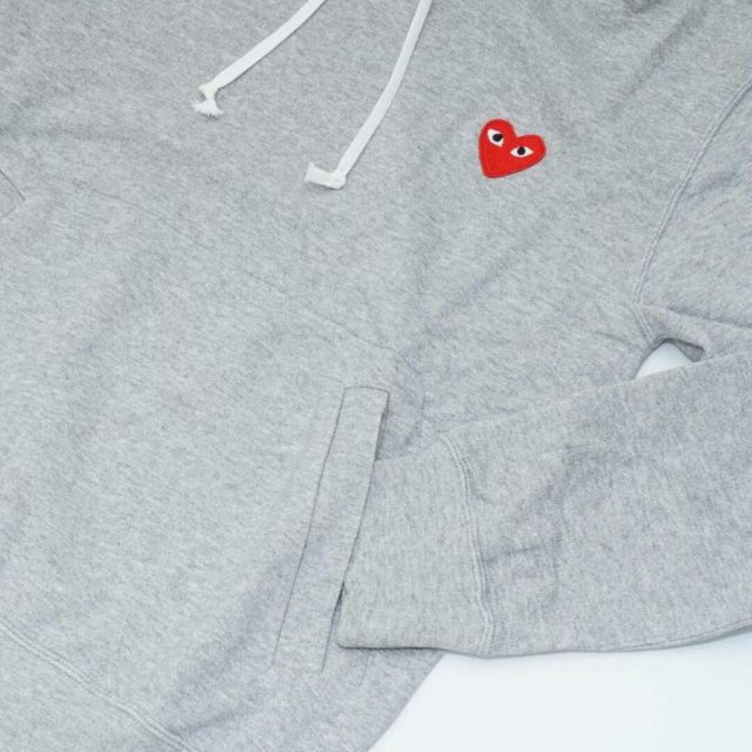 COMME des GARCONS(コムデギャルソン)のコムデギャルソン AZ-T170 MEN??RED HEART PLAY HOODED SWEATSHIRT メンズのトップス(パーカー)の商品写真