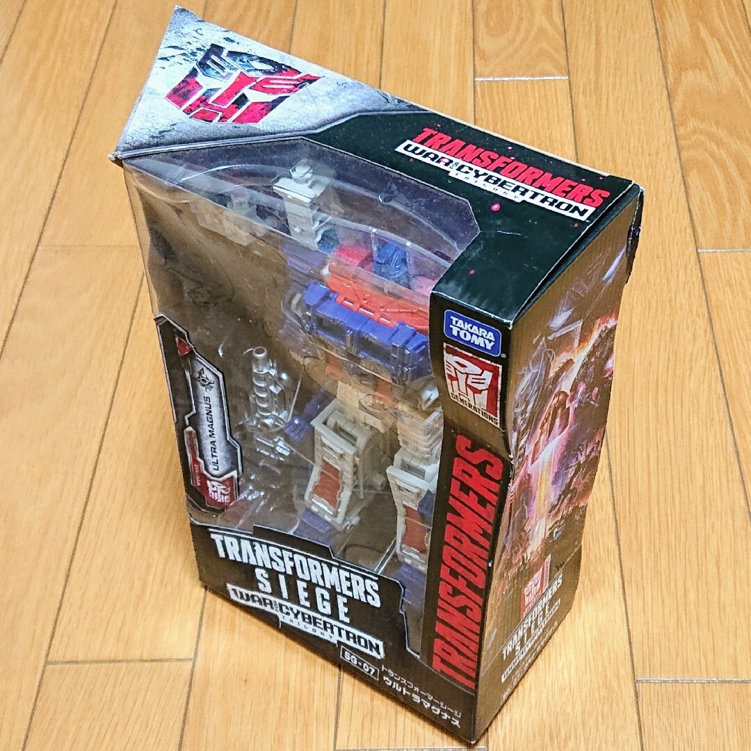 【未開封品】トランスフォーマーシージ　オプティマスプライム　ウルトラマグナス