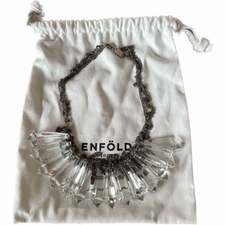 エンフォルド(ENFOLD)の【ENFOLD】クリスタルネックレス　保存袋付き(ネックレス)