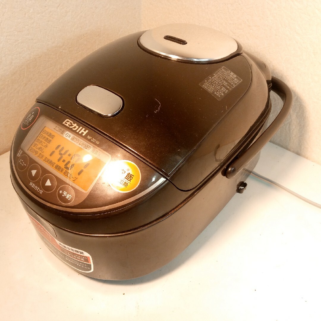 ZOJIRUSHI象印の圧力IH炊飯器:NP-ZC10 炊飯電子ジャー
