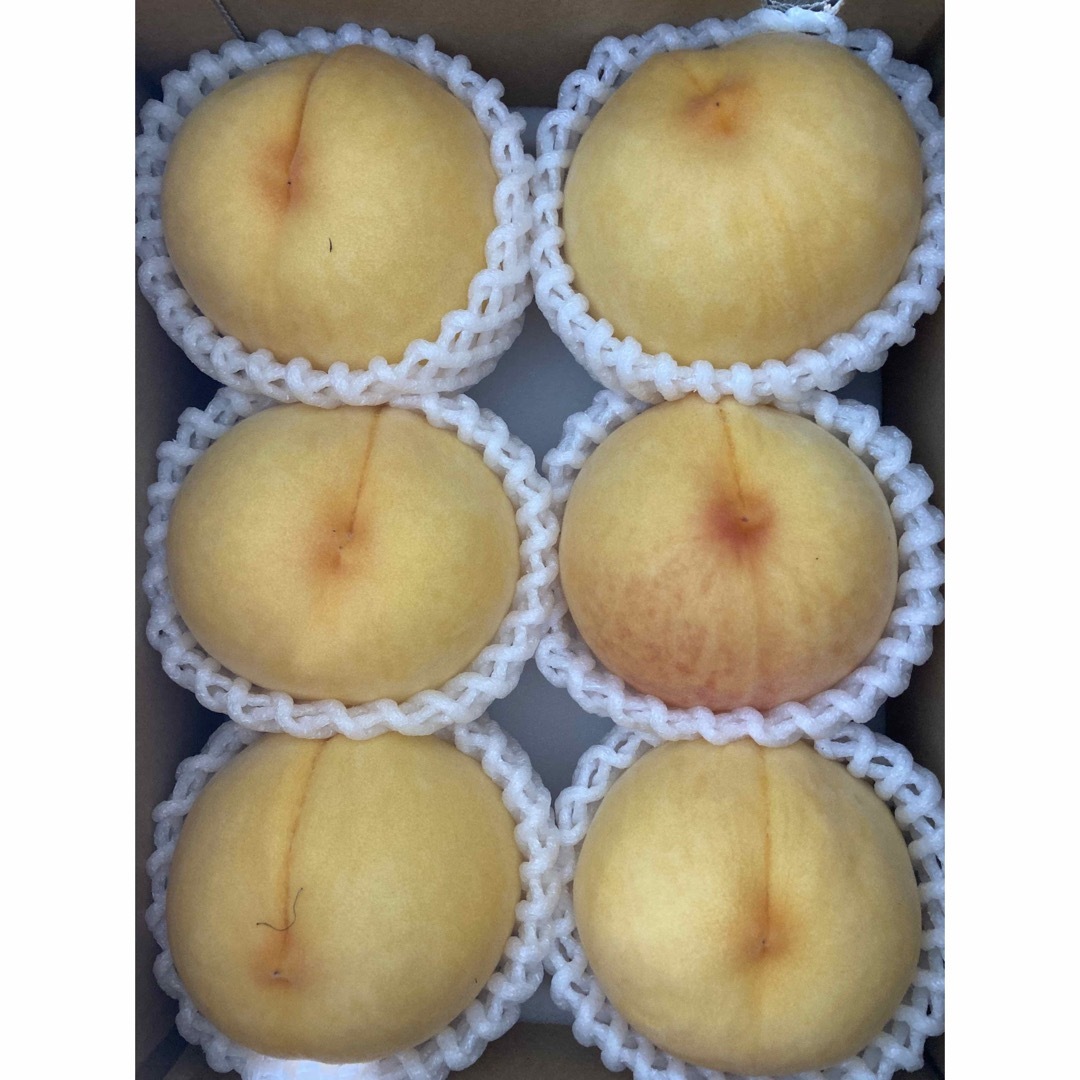 終了 山梨県産 黄金桃2kg | フリマアプリ ラクマ