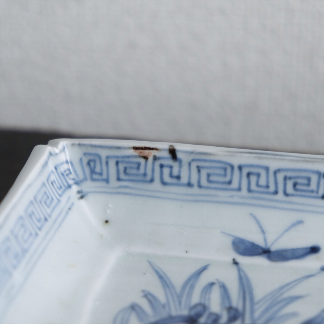 線描きで可愛い◇草花と蝶々。古伊万里　染付長方皿　antiques　器 江戸末期 2
