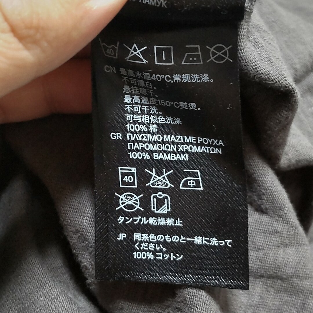 H&M(エイチアンドエム)のメンズ　Ｍサイズ　半袖　Ｔシャツ　Ｈ＆Ｍ メンズのトップス(Tシャツ/カットソー(半袖/袖なし))の商品写真