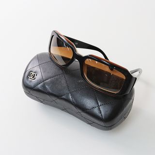 シャネル(CHANEL)のCHANEL シャネル アイコンサングラス/ブラック ベージュ 59□17 125 2N ヒール リボン カメリア ココマーク ココシャネル【2400013438131】(サングラス/メガネ)