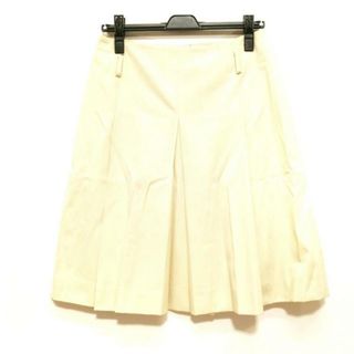 セリーヌ スカートの通販 600点以上 | celineのレディースを買うならラクマ