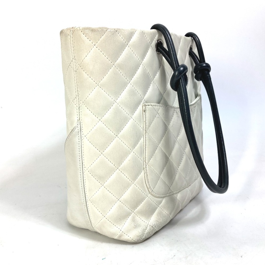 CHANEL(シャネル)のシャネル CHANEL CC ココマーク A25167 カンボンライン カバン ショルダーバッグ 肩掛け トートバッグ ラムスキン ホワイト レディースのバッグ(トートバッグ)の商品写真