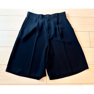 ジーユー(GU)の[未使用品]GU センタープレス バミューダパンツ XL(ショートパンツ)