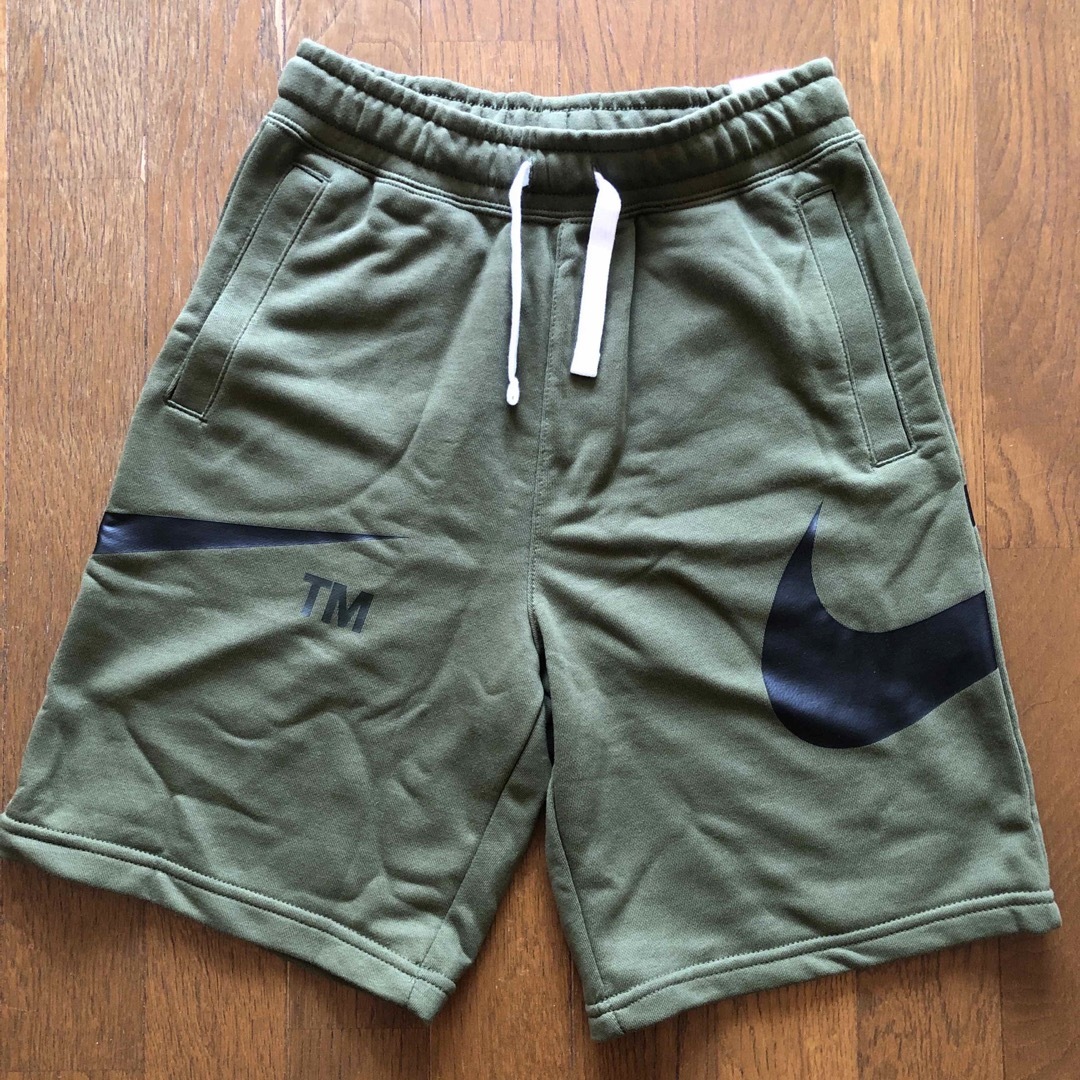 NIKE(ナイキ)のNIKE ハーフパンツ キッズ/ベビー/マタニティのキッズ服男の子用(90cm~)(パンツ/スパッツ)の商品写真