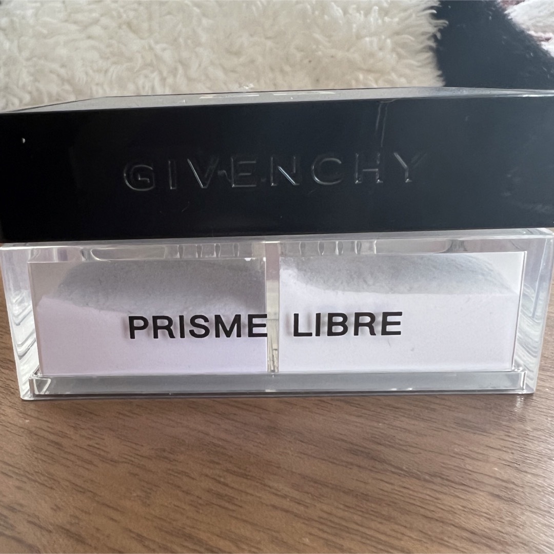 GIVENCHY(ジバンシィ)のジバンシー　プリズムリーブル　ルースパウダー コスメ/美容のベースメイク/化粧品(フェイスパウダー)の商品写真