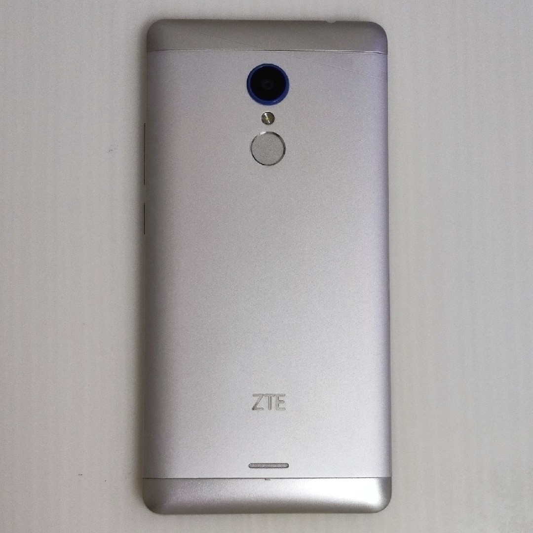 ZTE(ゼットティーイー)のZTE Blade V580  シムフリー スマホ/家電/カメラのスマートフォン/携帯電話(スマートフォン本体)の商品写真