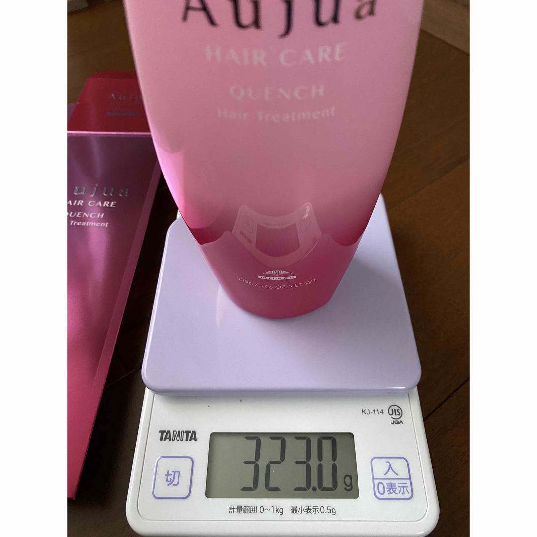 Aujua(オージュア)の【匿名配送】ミルボン オージュア クエンチ トリートメント　323g　本体 コスメ/美容のヘアケア/スタイリング(トリートメント)の商品写真