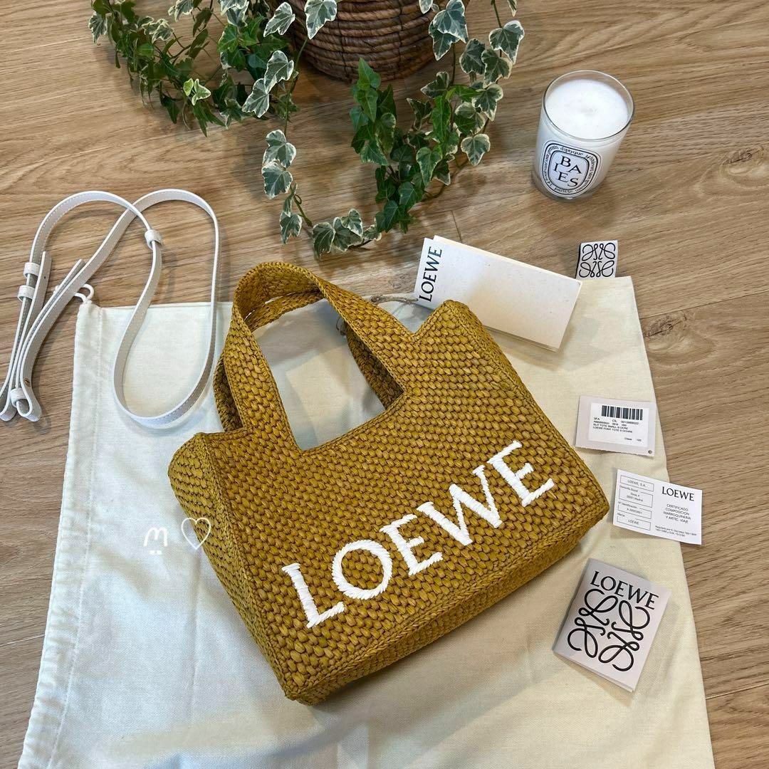 新品　今季新作　LOEWEロエベ　フォントトート　スモール　かごバッグ　オークル