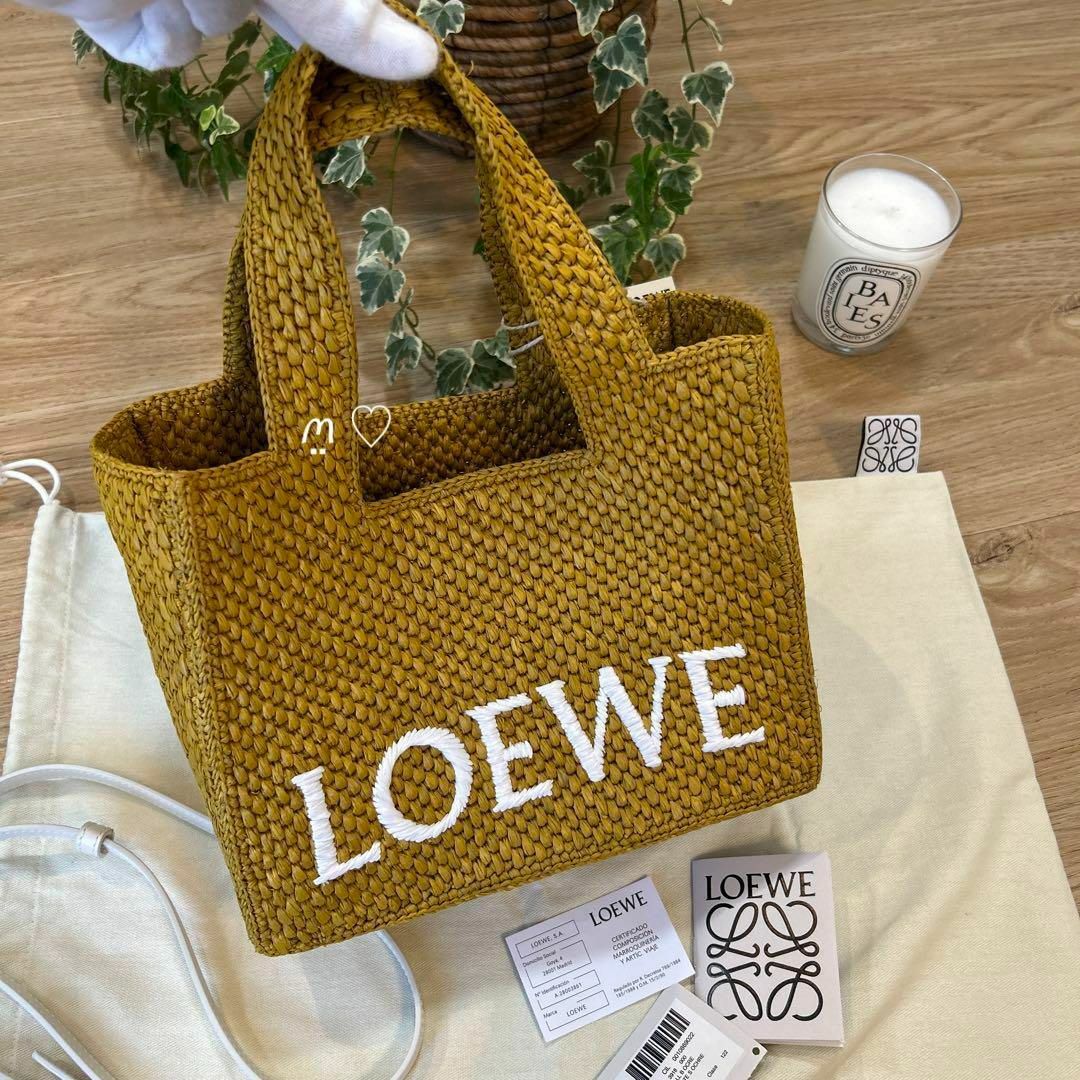 新品　今季新作　LOEWEロエベ　フォントトート　スモール　かごバッグ　オークル