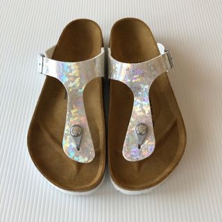 ビルケンシュトック(BIRKENSTOCK)の⭐️新品⭐️ビルケンシュトック／ギゼ♪シルバー38／24.5(サンダル)