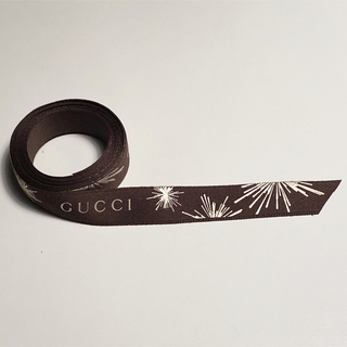 グッチ(Gucci)のGUCCI グッチ  限定 リボン  ブラウン 花火柄 210cm  美品(ラッピング/包装)