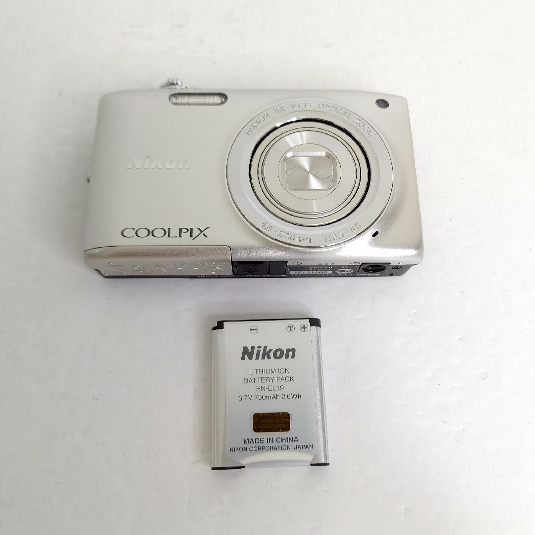 Nikon COOLPIX S2700 シルバー 極美品 デジタルカメラ ニコン | フリマアプリ ラクマ