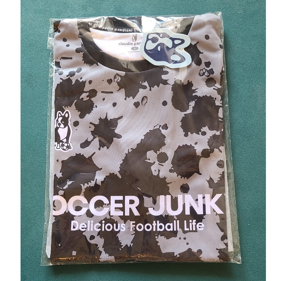 soccer junky(サッカージャンキー)の送料込🌟新品未使用🌟サッカージャンキー🌟ロングシルエットワークアウトシャツ スポーツ/アウトドアのサッカー/フットサル(ウェア)の商品写真