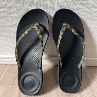 フィットフロップ(fitflop)のフィットフロップ  ビーチサンダル　トングサンダル(ビーチサンダル)