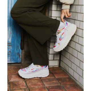 UGG - アグ UGG CA805 X POP PRINTS スニーカー ピンク ポップの通販 ...