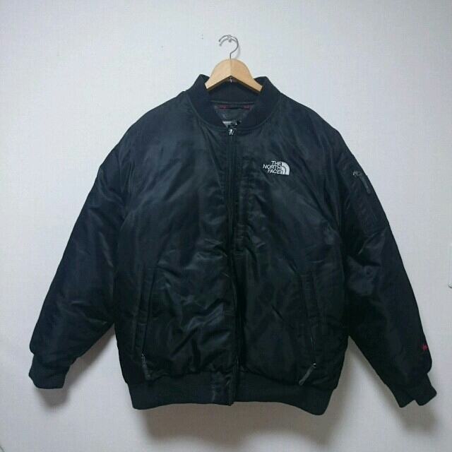 THE NORTH FACE(ザノースフェイス)の【NORTH FACE】 フライトジャケット ma-1 コラボ　フューチュラ メンズのジャケット/アウター(フライトジャケット)の商品写真