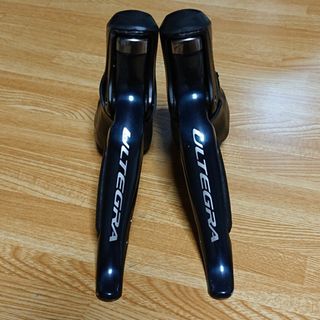 シマノ(SHIMANO)のSHIMANO ULTEGRA st-6870 Di2レバー 左右セット(パーツ)