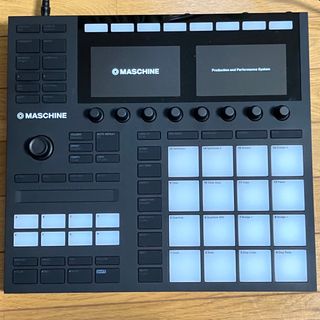 NI Machine MK3 + Komplete 13 upgrade(MIDIコントローラー)