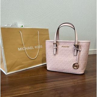 Michael Kors jet set travel