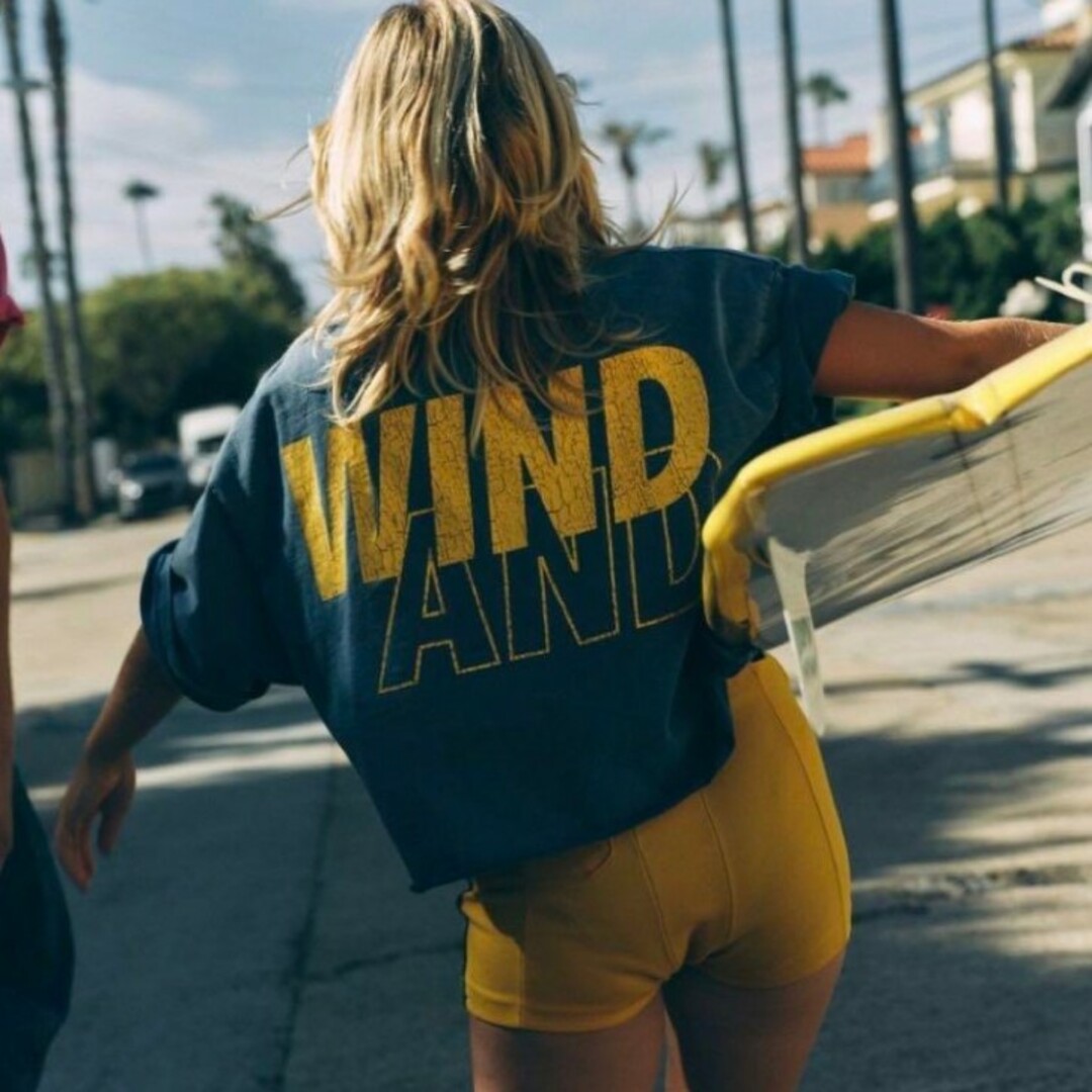 WIND AND SEA(ウィンダンシー)のWINDASEA★SEA (J_BLUE_YELLOW）S/S Teeブルー メンズのトップス(Tシャツ/カットソー(半袖/袖なし))の商品写真