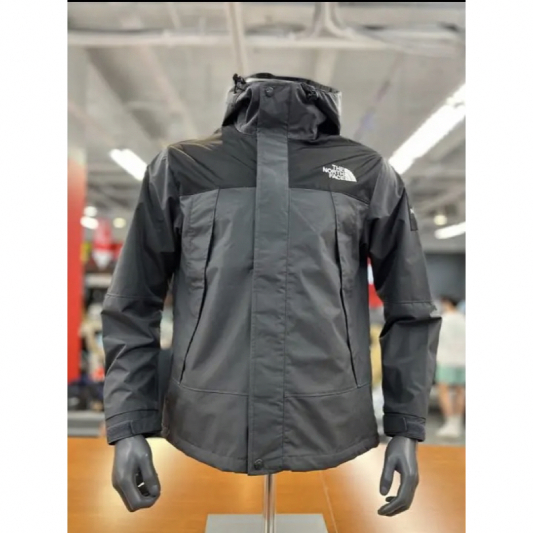 THE NORTH FACE(ザノースフェイス)のノースフェイス マウンテンパーカー 海外限定 S ダークグレー 日本未発売 メンズのジャケット/アウター(マウンテンパーカー)の商品写真