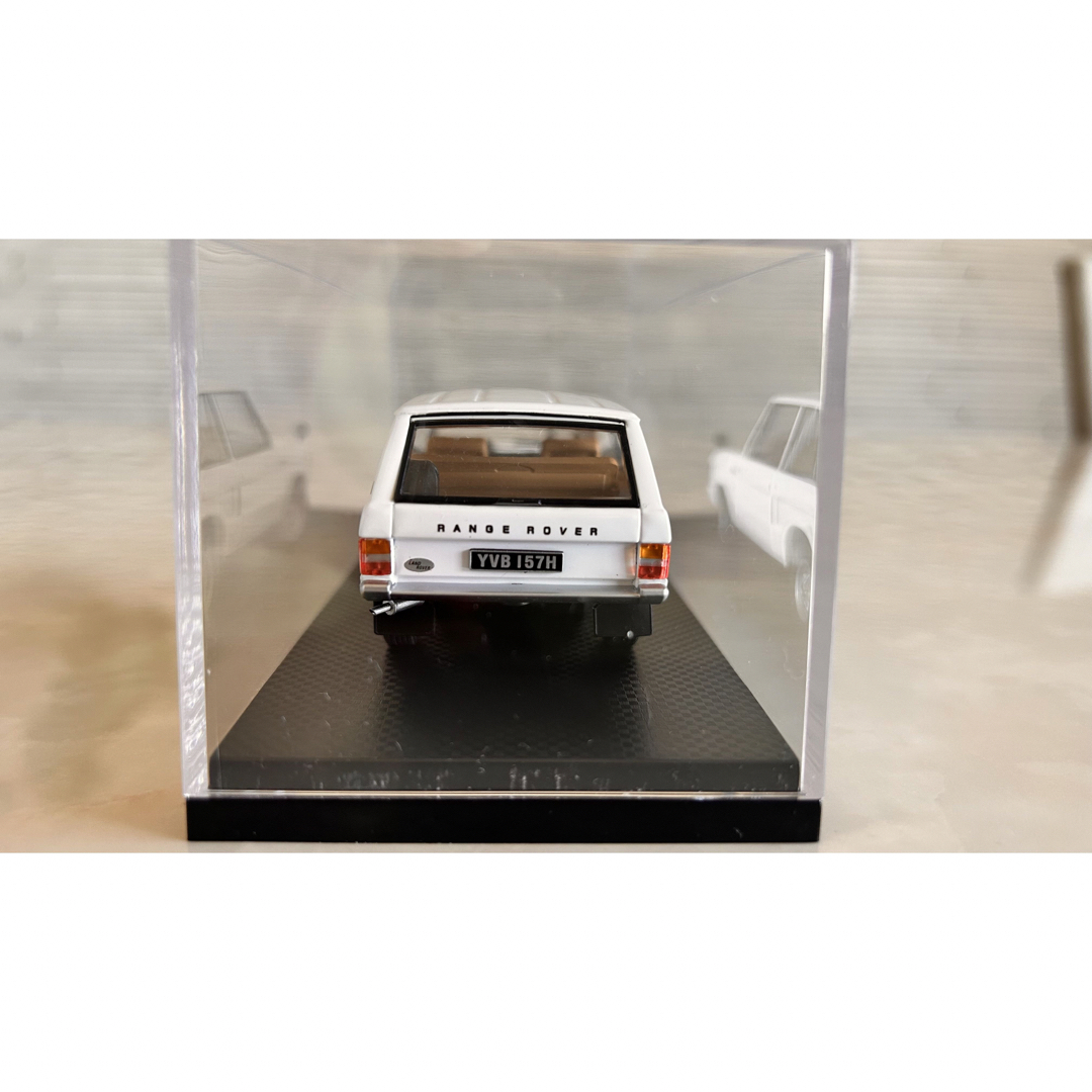 タイムセール　ランドローバー レンジローバー1970 ホワイト 1/43 エンタメ/ホビーのおもちゃ/ぬいぐるみ(ミニカー)の商品写真