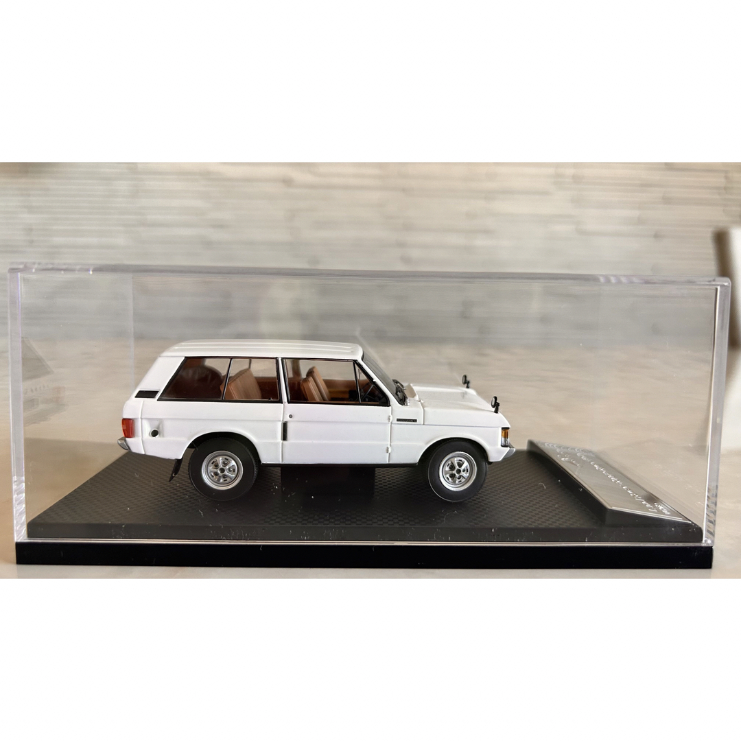 タイムセール　ランドローバー レンジローバー1970 ホワイト 1/43 エンタメ/ホビーのおもちゃ/ぬいぐるみ(ミニカー)の商品写真