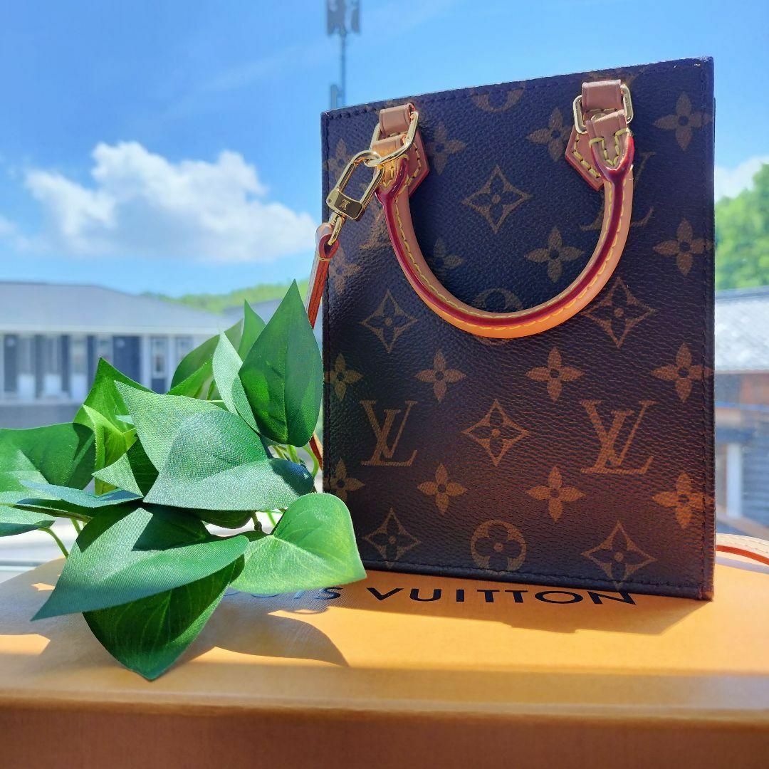 LOUIS VUITTON - 【美品】ルイヴィトン プティットサックプラ