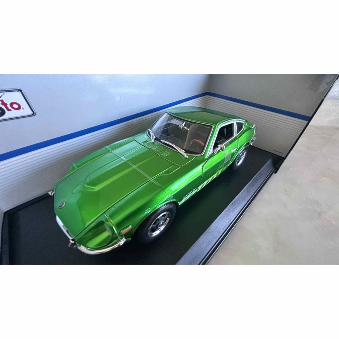 Datsun 240Z COUPE 1971 GREEN 1/18 エンタメ/ホビーのおもちゃ/ぬいぐるみ(ミニカー)の商品写真