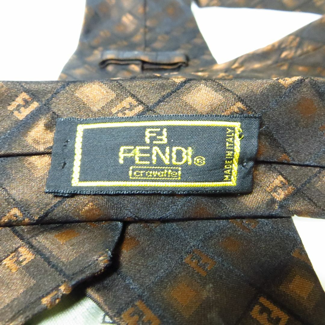 美品 FENDI フェンディ ズッカ柄 ブラウン シルク100％ イタリア製 ...