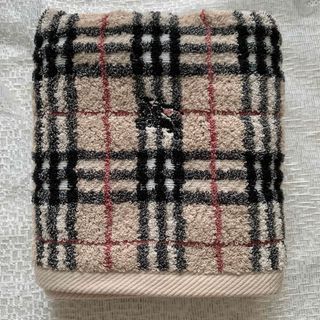 バーバリー(BURBERRY)のバーバリー　フェイスタオル　新品(タオル/バス用品)